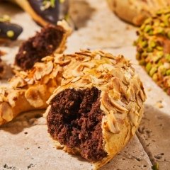 Crescent Muffin, 2 pieces